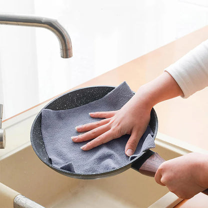 Microfiber cleaning cloth box